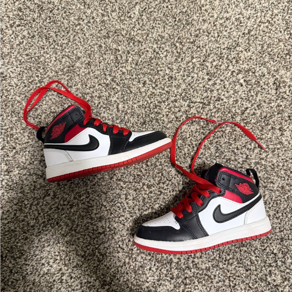 Nike Black, Red, and White Sneakers